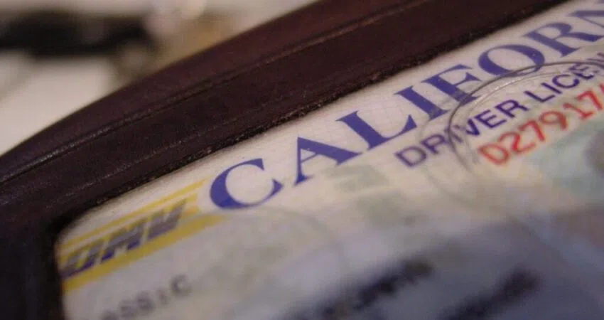 california drivers license (2) A close up of a california drivers license.