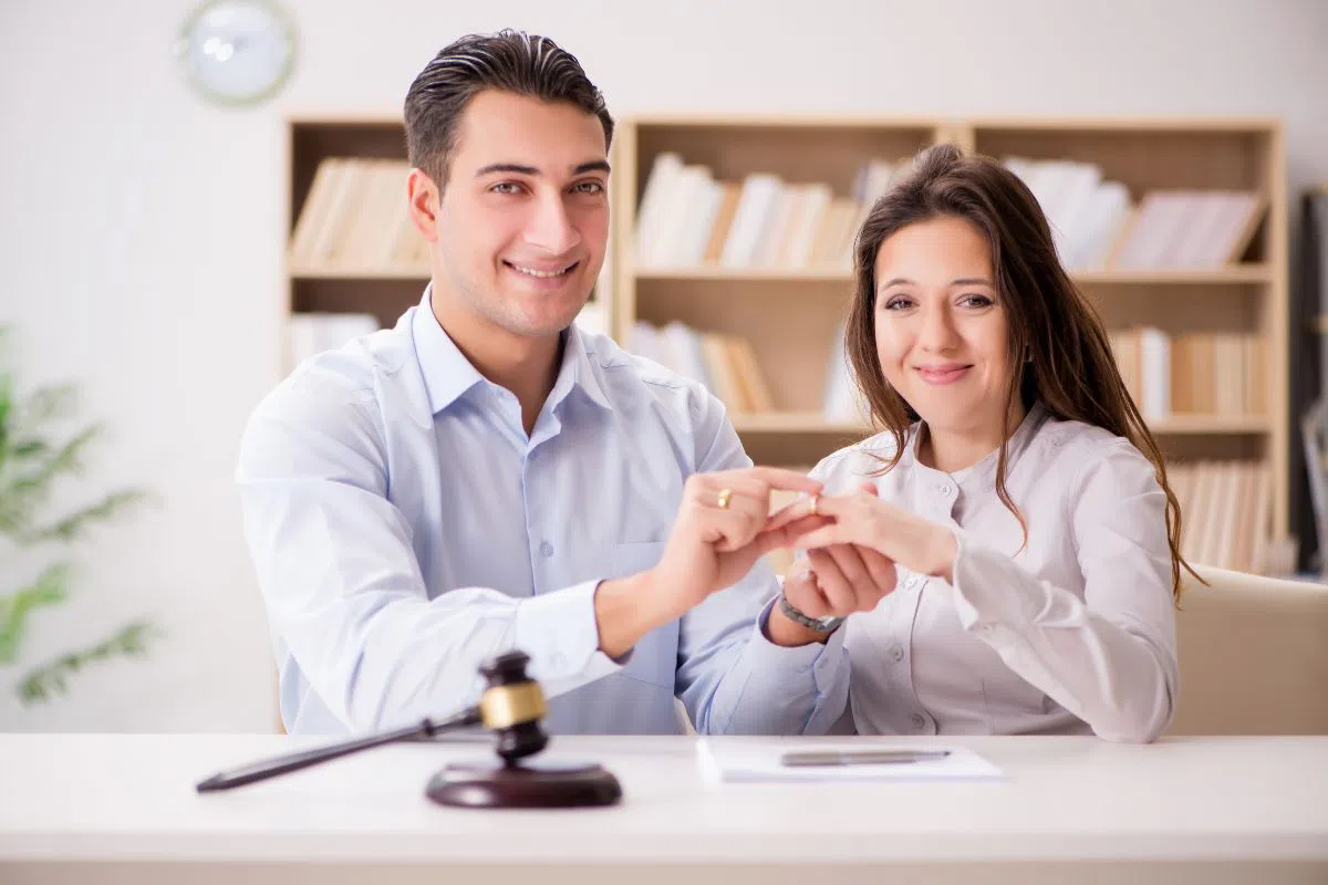 common law marriage texas A couple in front of a judge's point of view having a common law marriage