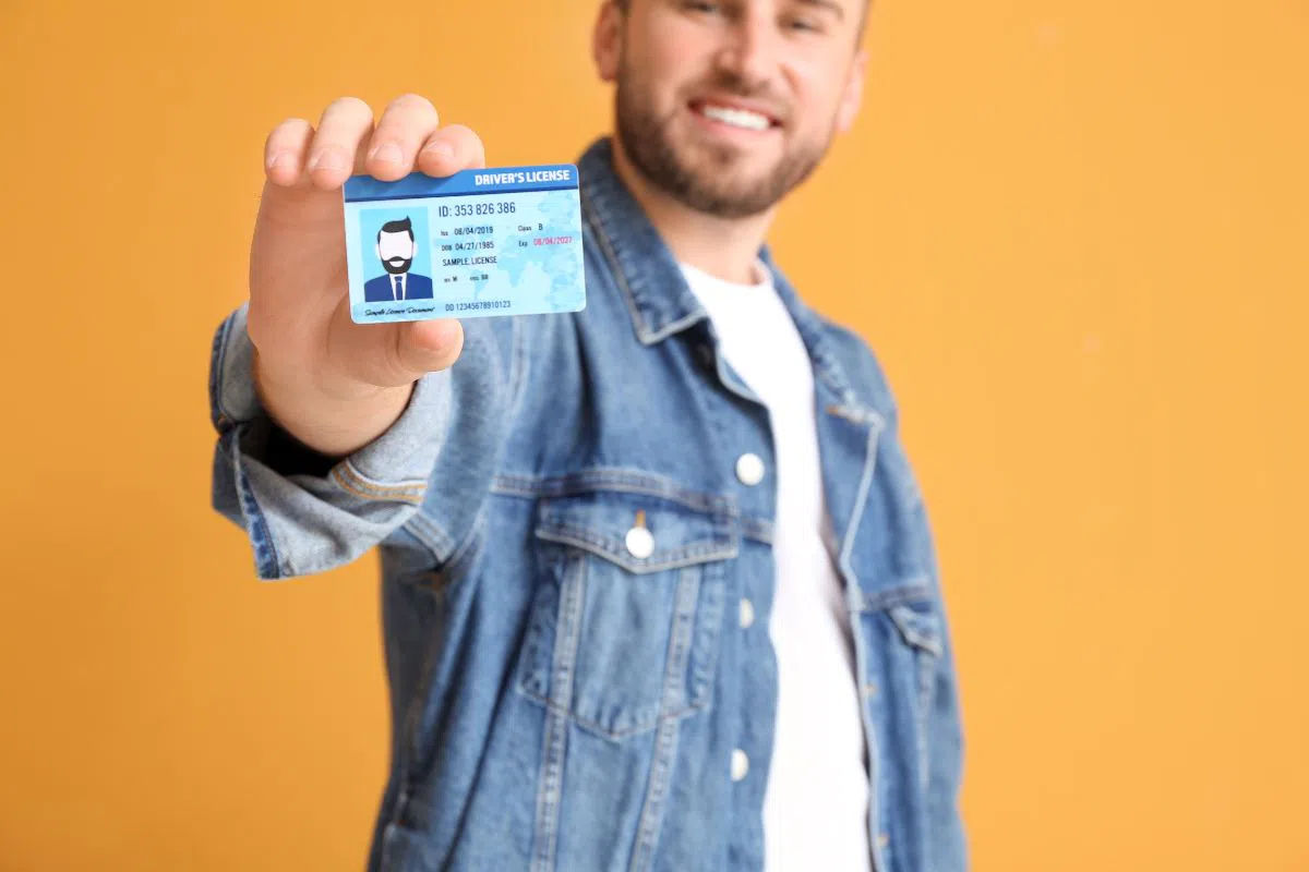 The man who renews his expired license.